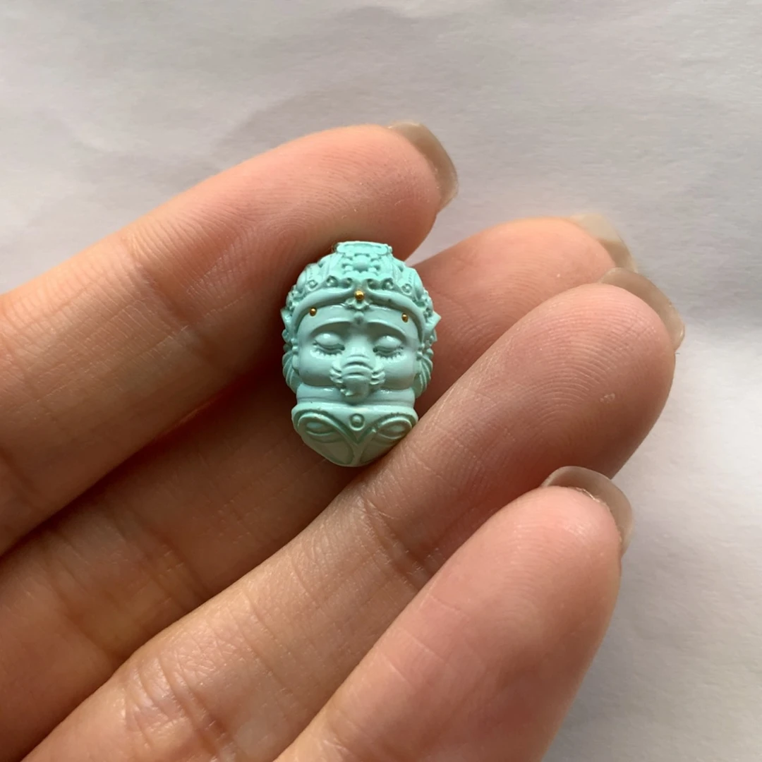 绿松石配饰未镶嵌阿****部