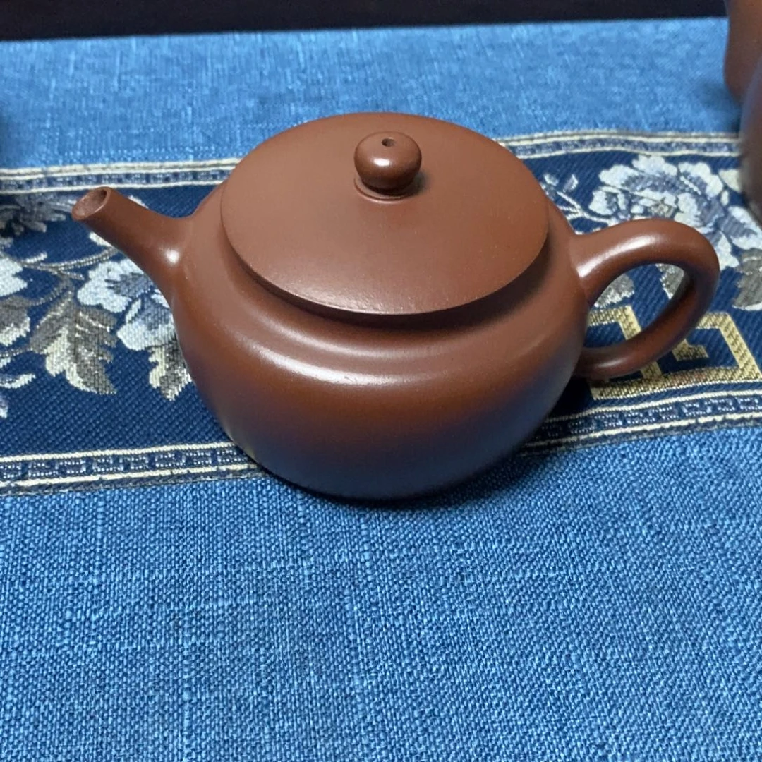 崇***法紫砂茶壶180cc.