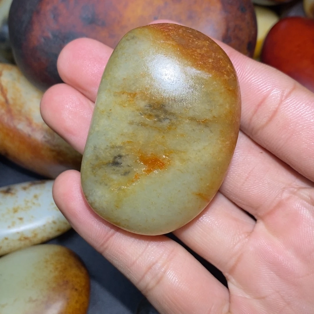 和田玉未镶嵌珠宝奇石