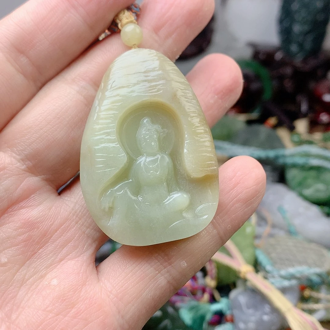 和田玉未镶嵌颈饰