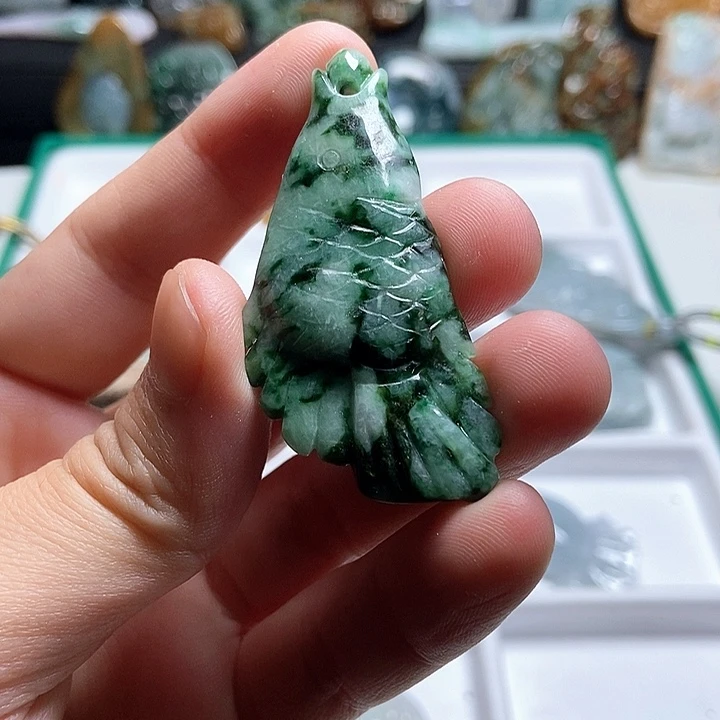 翡翠未镶嵌颈饰翡翠a货