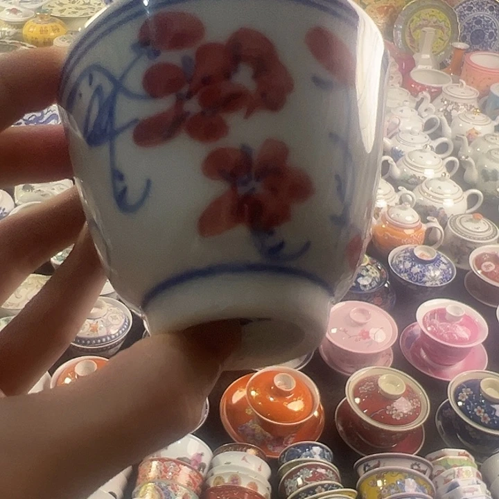 瓷片今天爱吃大米饭