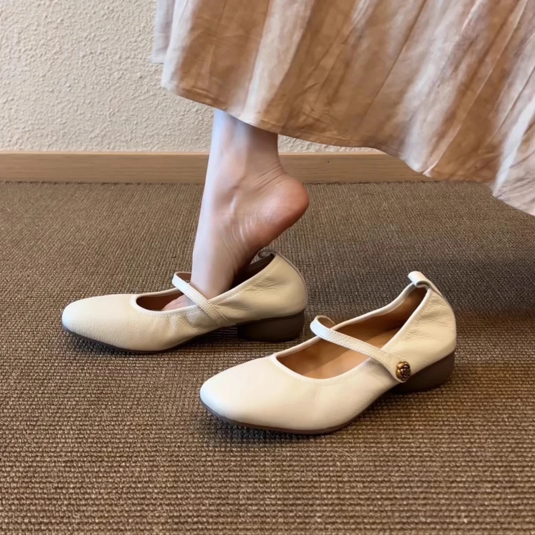 Pokoy-3cm简约中跟一字带粗跟气质浅口单鞋方头通勤