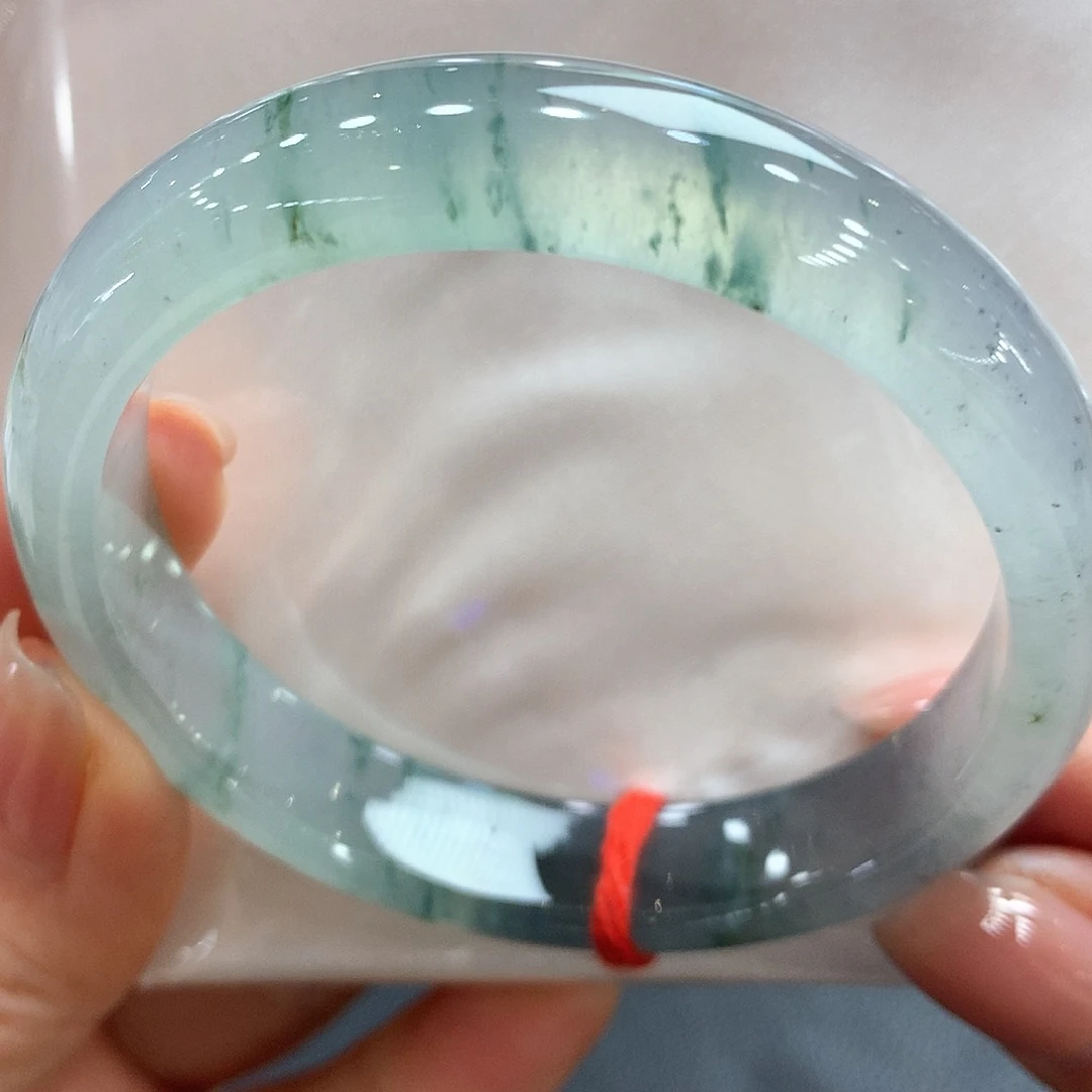 翡翠未镶嵌手镯53.4正圈两天鉴赏