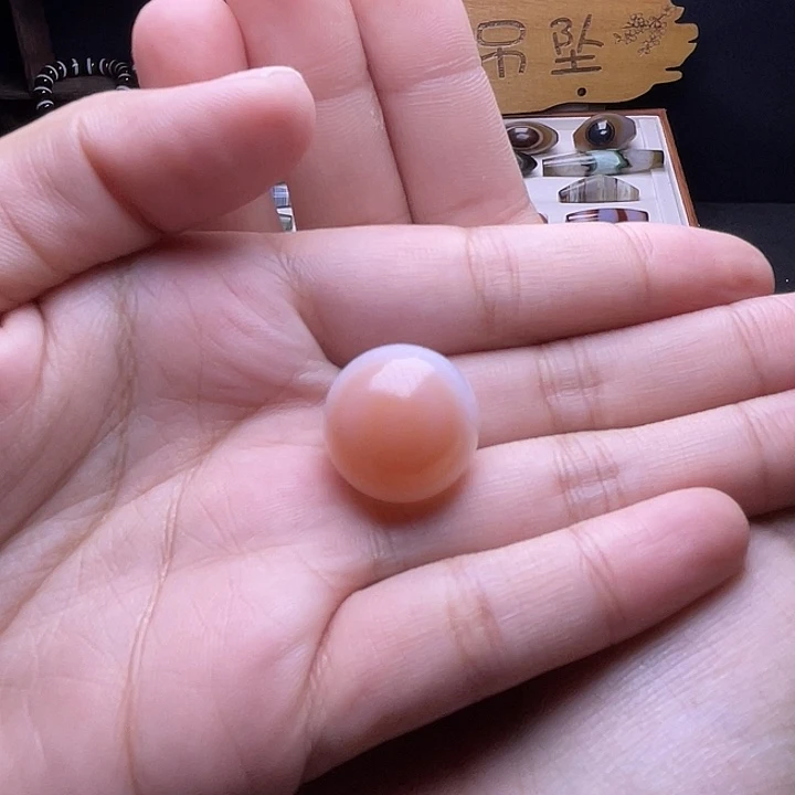 冬***.玛瑙/玉髓未镶嵌颈饰