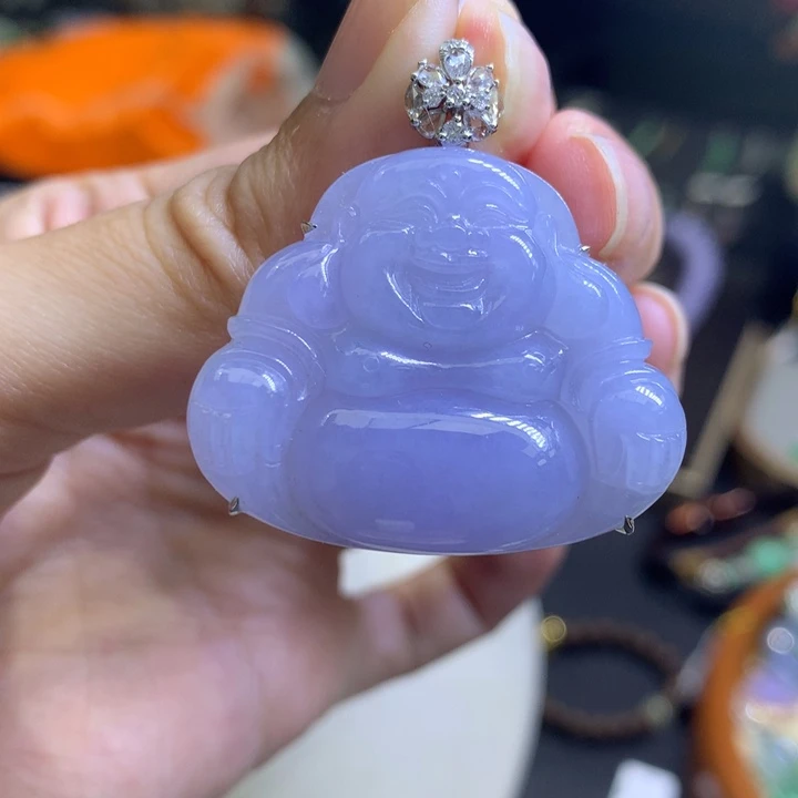 颈饰18K金镶嵌翡翠