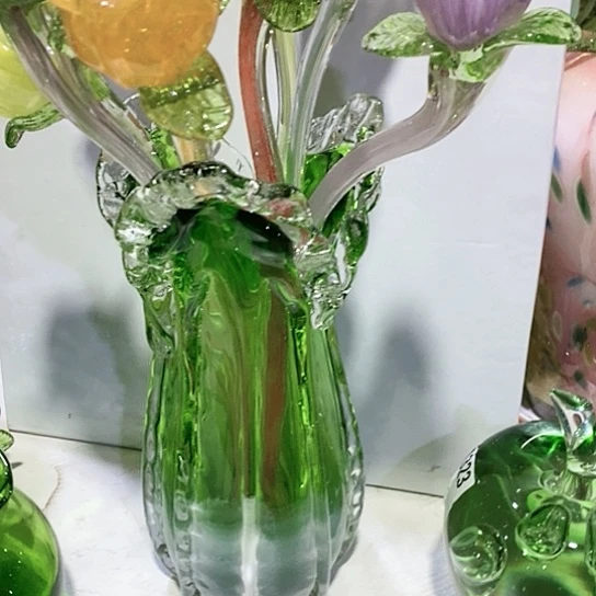 琉璃花瓶高度34厘米翡翠绿白菜花瓶