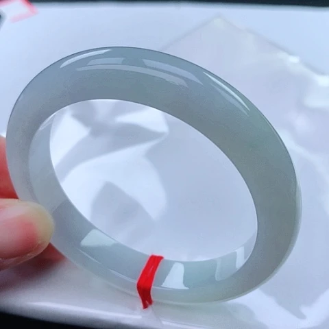 翡翠手镯未镶嵌51 号翡翠手镯