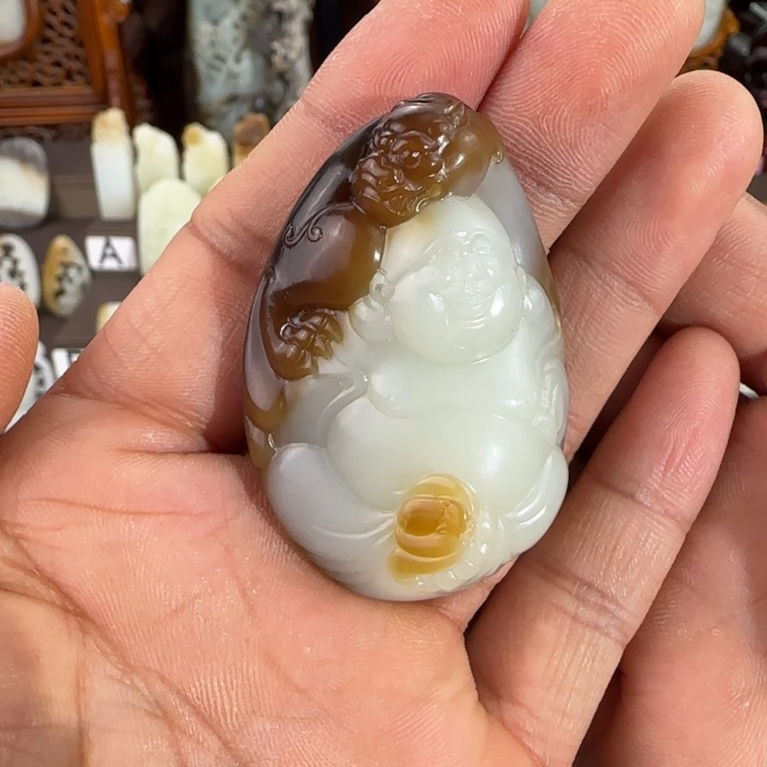 和田玉（糖玉）未镶嵌颈饰