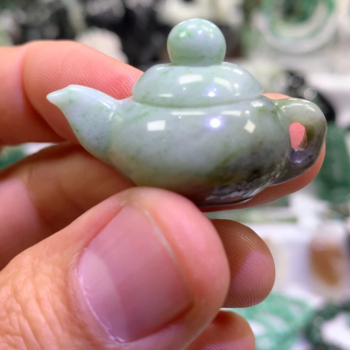 独山玉未镶嵌颈饰