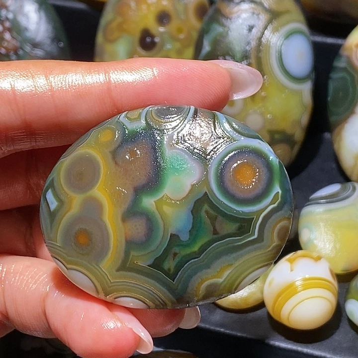 玛瑙/玉髓未镶嵌珠宝奇石23