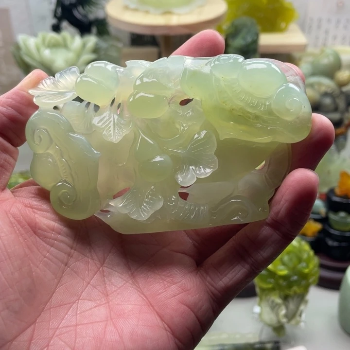 蛇纹石玉未镶嵌四大名玉手把