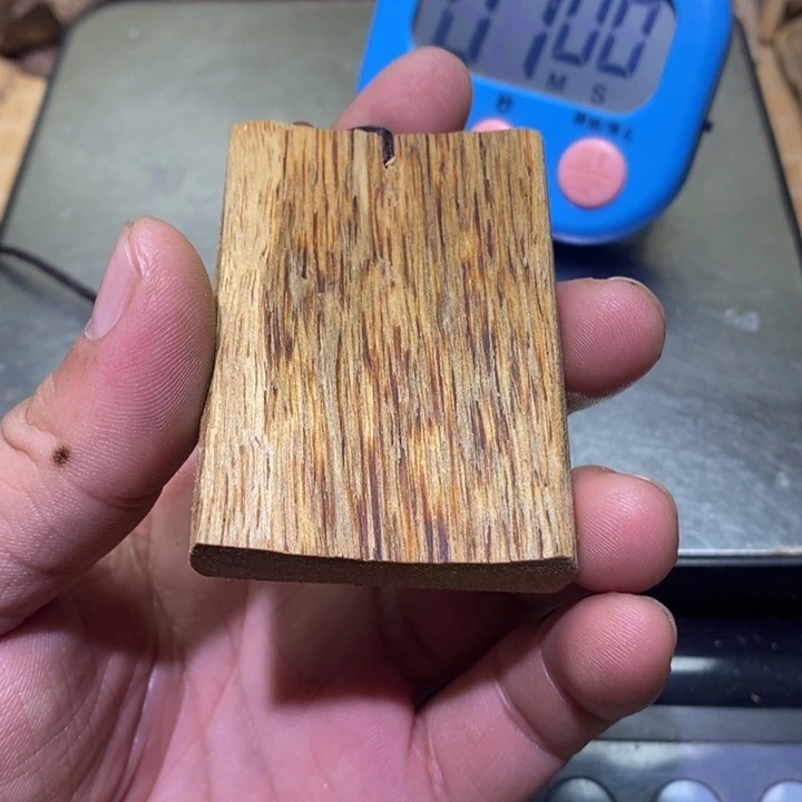 说***旧沉香沉香碎屑柬埔寨
