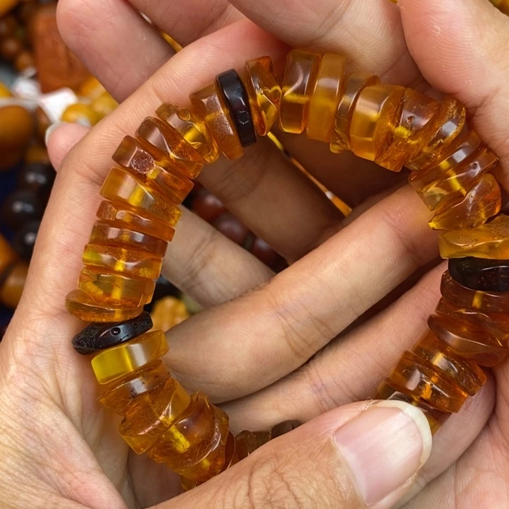 琥珀未镶嵌珠宝奇石