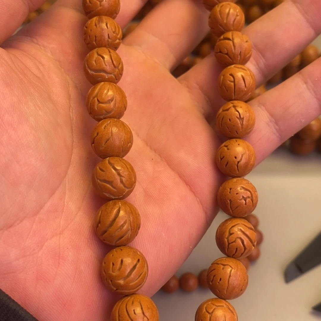 桃核手串龙纹光珠12.7手持