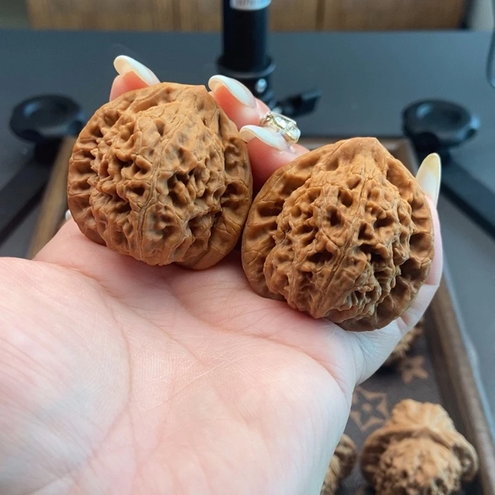 吊坠文玩核桃水龙纹