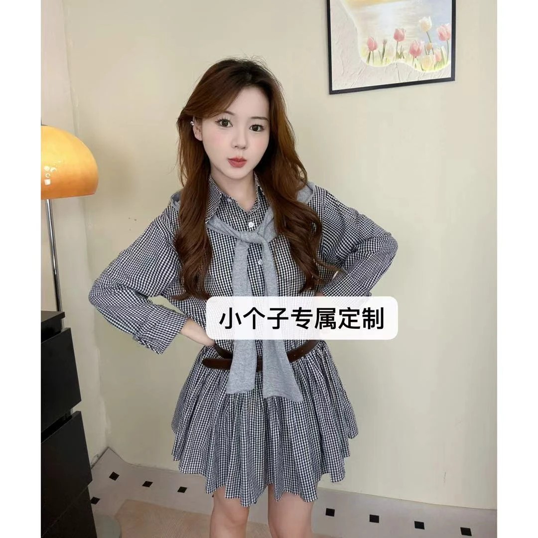 小个子韩版时尚百搭短裙套头休闲风连衣裙黑格子A字裙配腰带+披肩