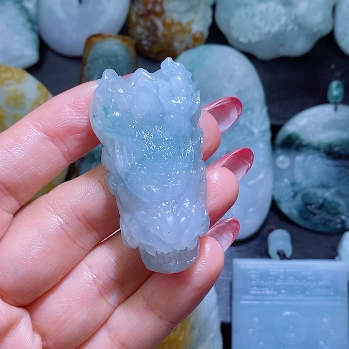 天***室定制翡翠未镶嵌翡翠