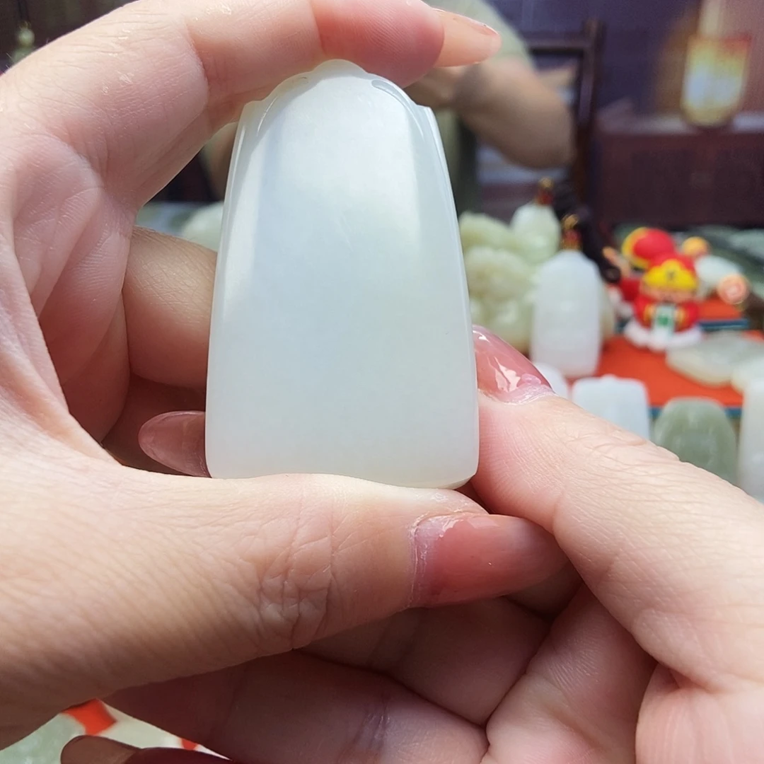 颈饰未镶嵌和田玉＠****！
