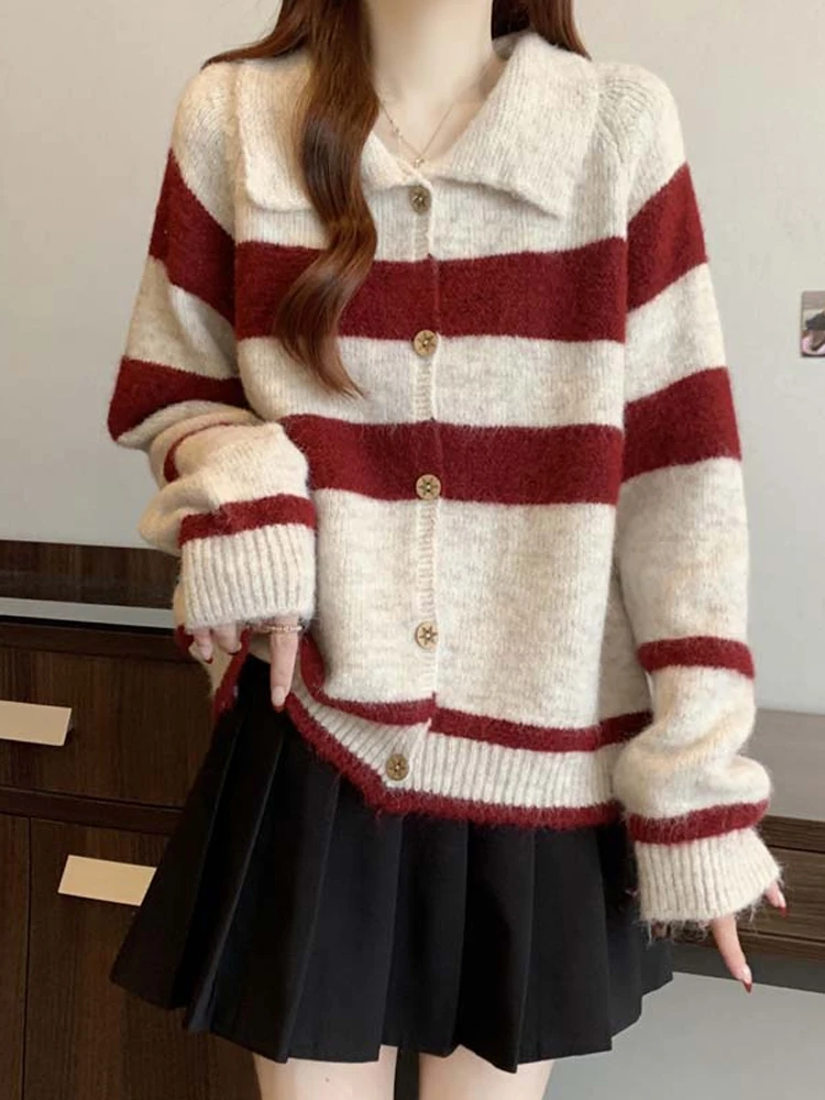 韩系复古慵懒条纹翻领正肩毛衣女秋冬宽松软糯针织衫上衣