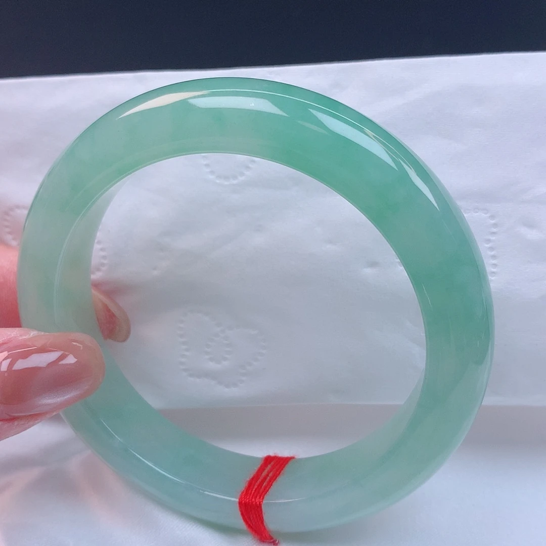 【闪购商品】未镶嵌手镯翡翠56+
