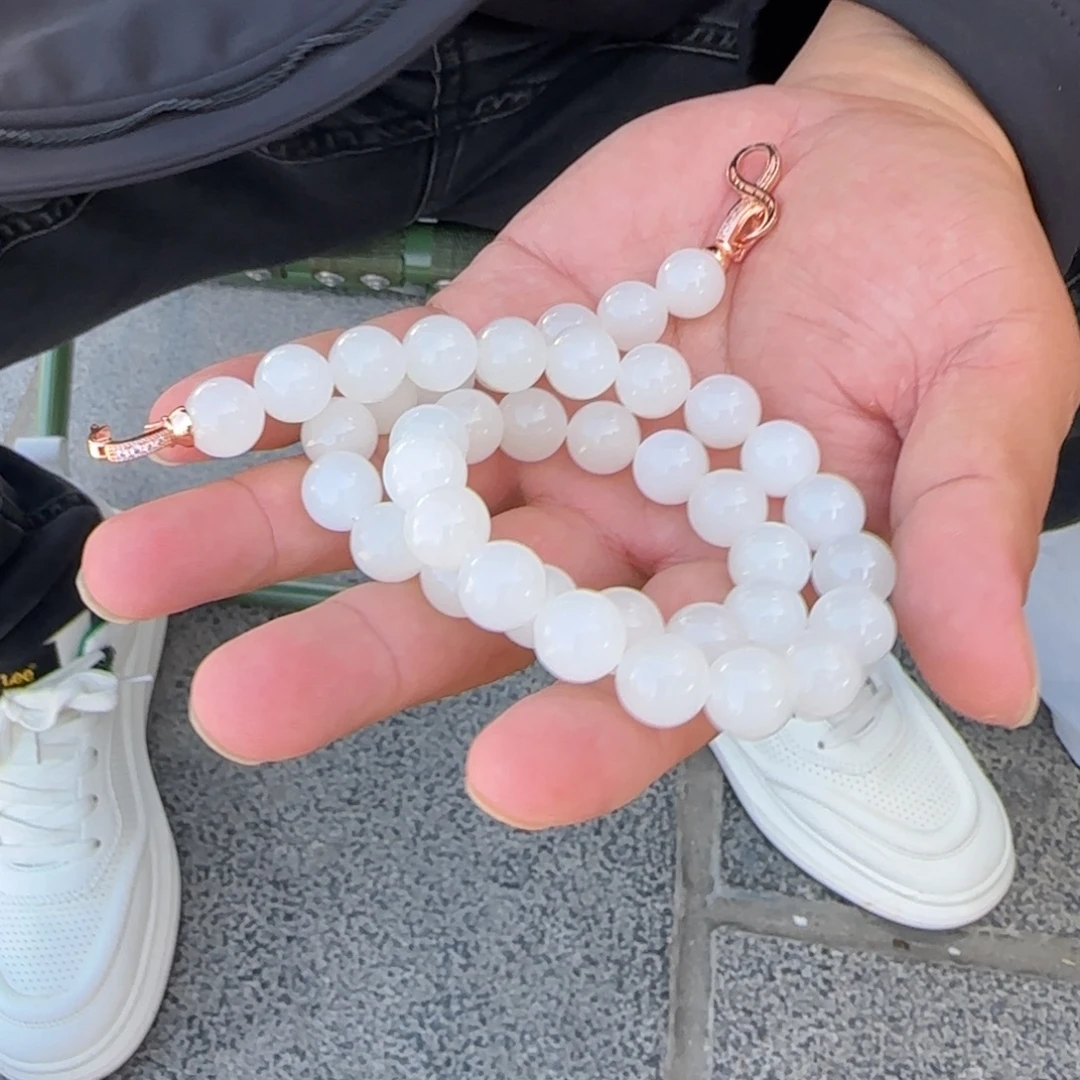 颈饰未镶嵌和田玉羊白白卡12