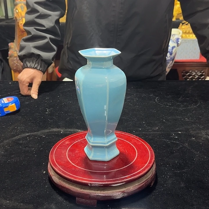 瓷片漂亮漂亮。    漂亮。