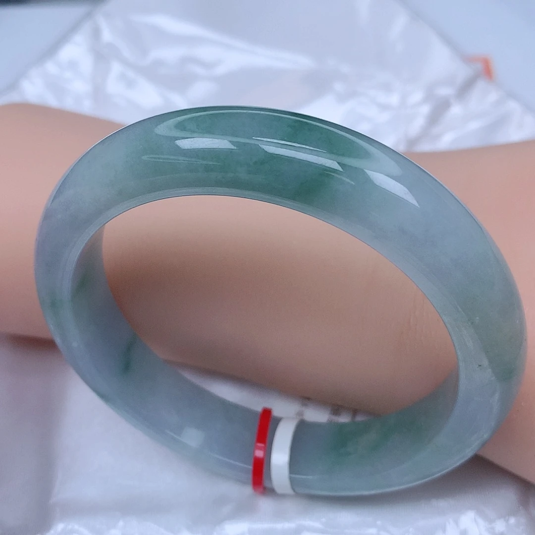 【闪购商品】未镶嵌手镯翡翠，58