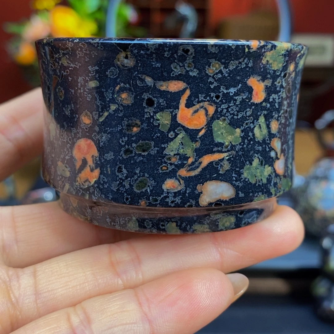 梅花玉精美梅花竹节杯