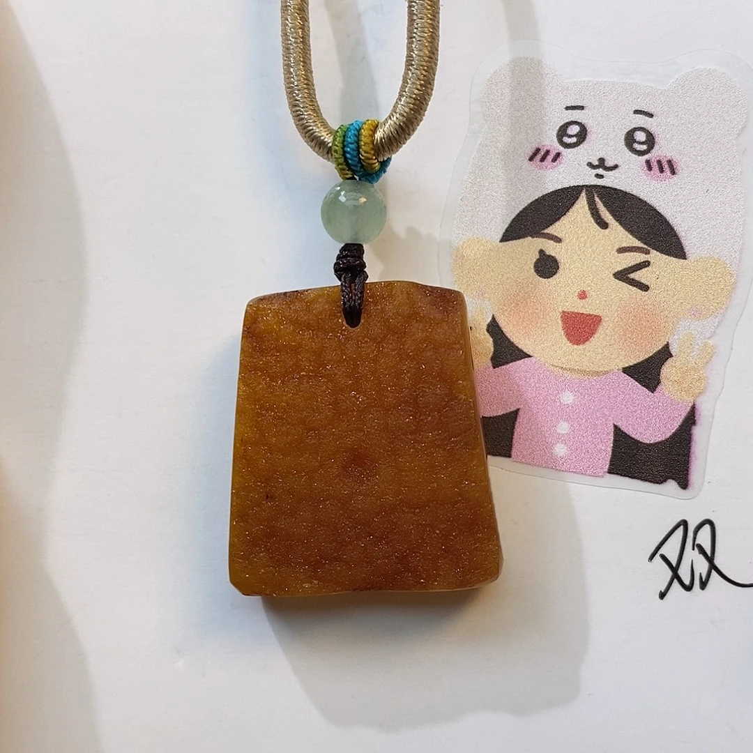 未镶嵌琥珀珠宝奇石