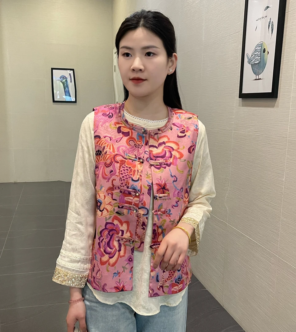 新中式国风春款重工提花马夹宽松时尚圆领盘扣薄款织绣气质马甲女