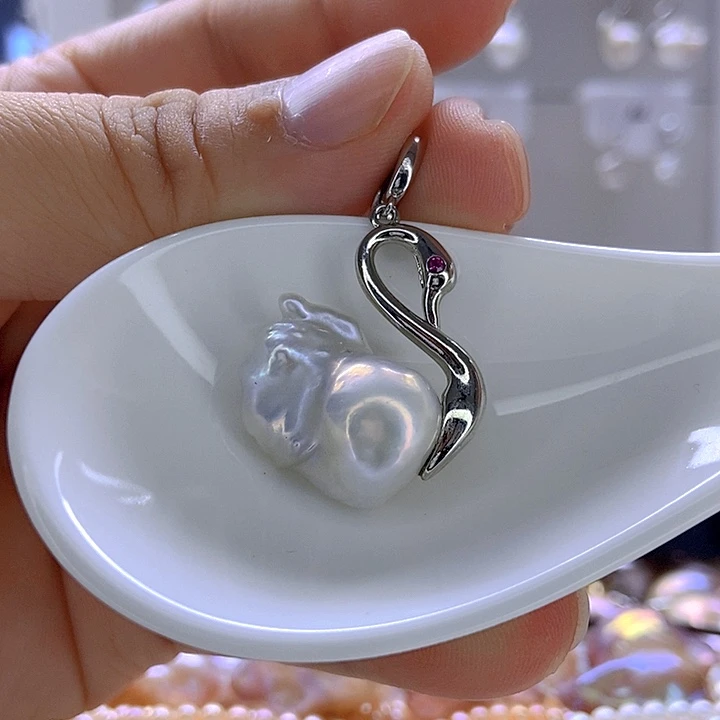 银S925镶嵌颈饰淡水珍珠100