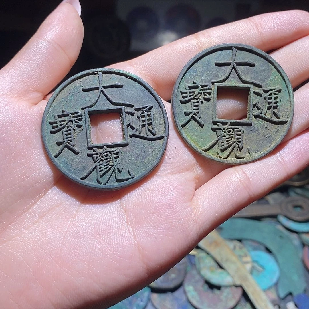 修***门铜现代仿制工艺品