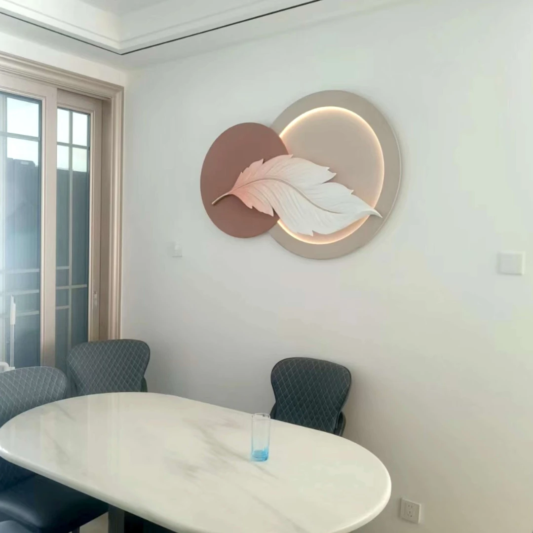 浮雕灯带沙发背景餐厅卧室挂画