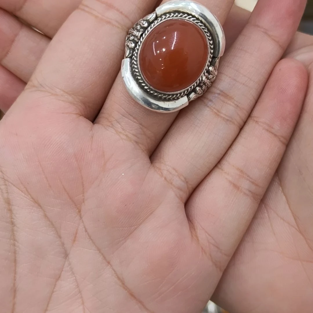 未镶嵌南红玛瑙戒指