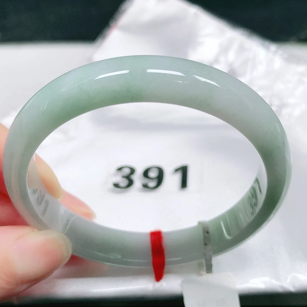 翡翠未镶嵌手镯22 号翡翠手镯