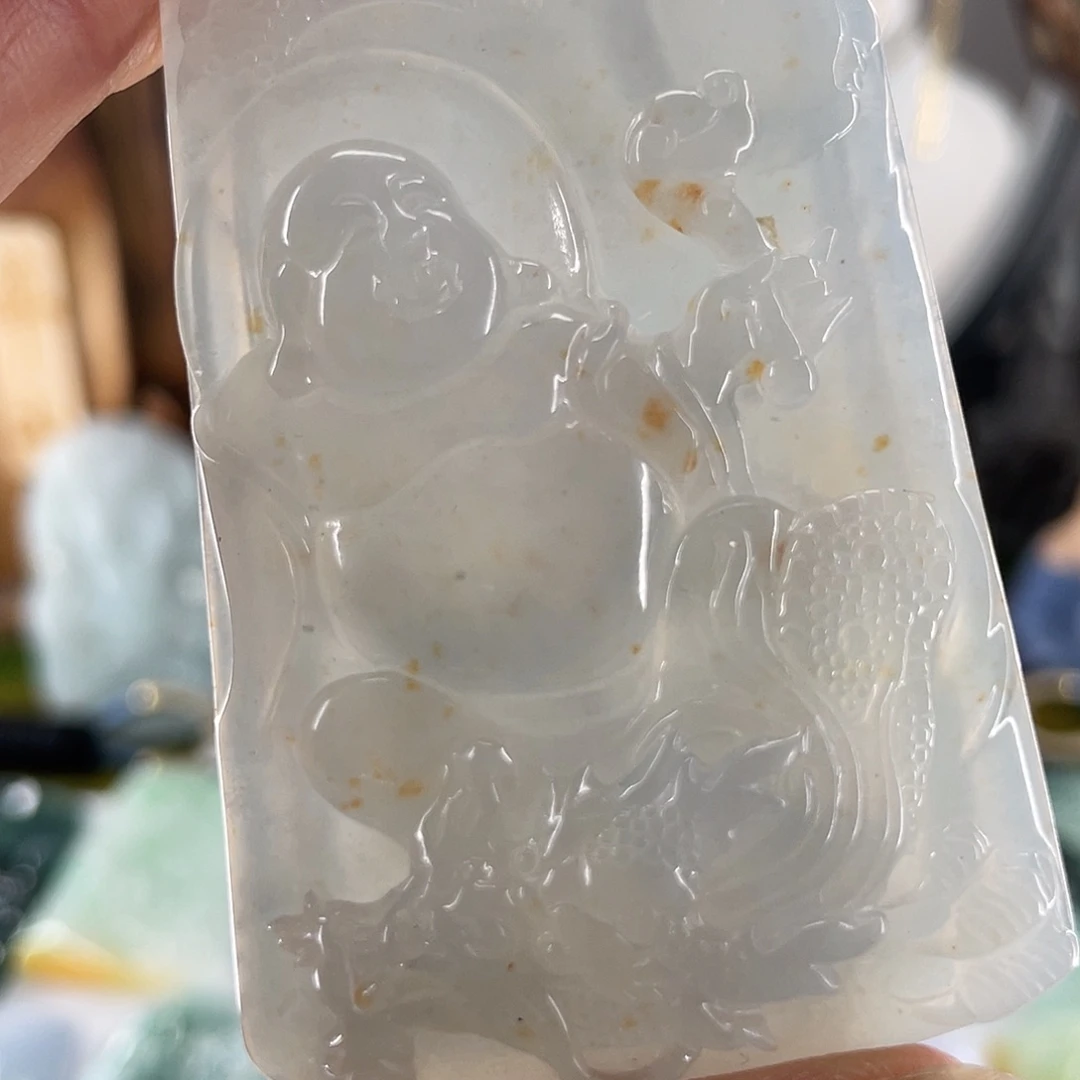 翡翠颈饰未镶嵌牌子