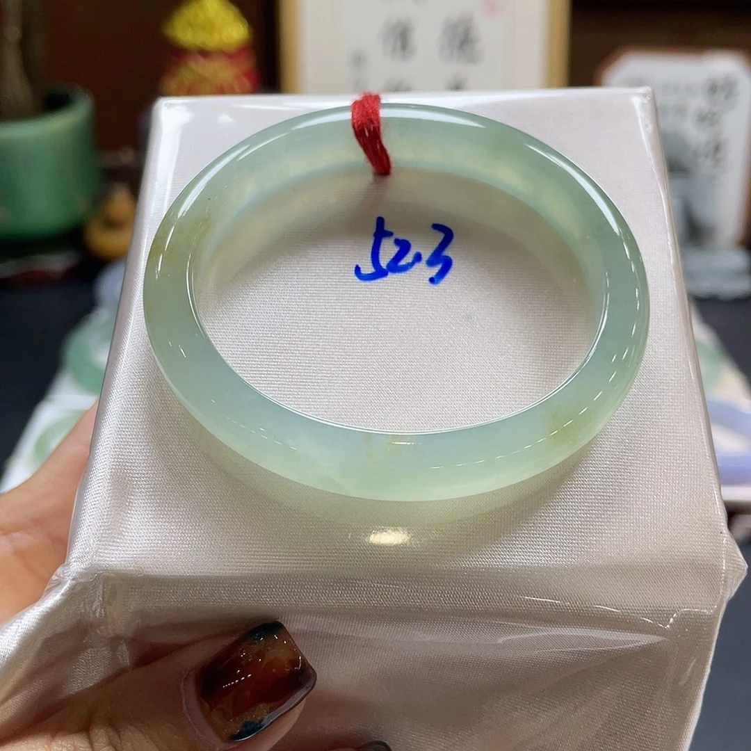 翡翠未镶嵌手镯6号