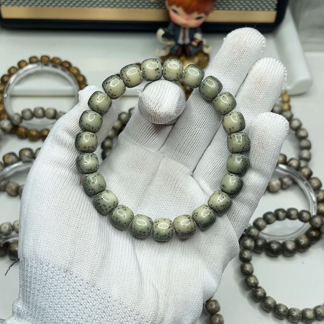 L***5星月菩提手串10mm芙蓉绿冰贯穿通体