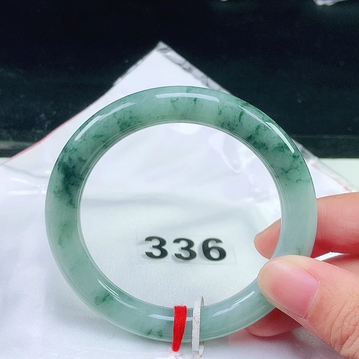 未镶嵌手镯翡翠翡翠手镯