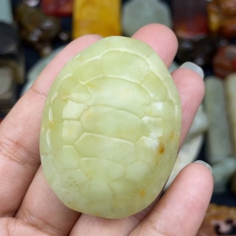 蛇纹石玉未镶嵌颈饰28