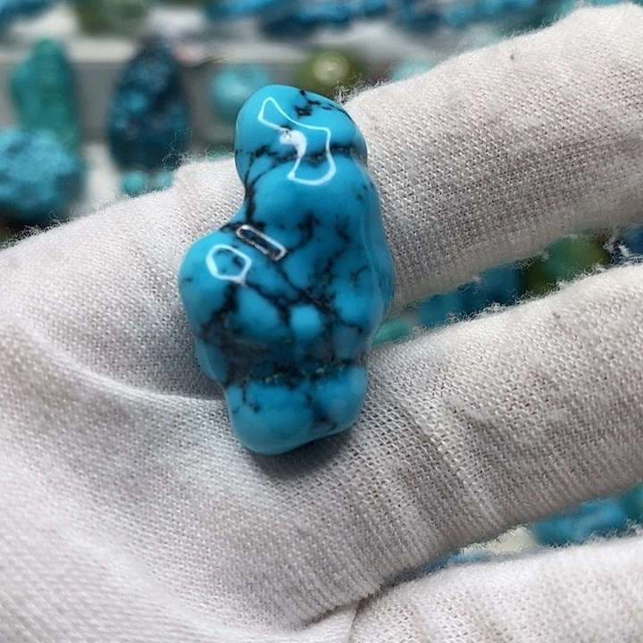 南***辉绿松石未镶嵌天然原矿 地大质检