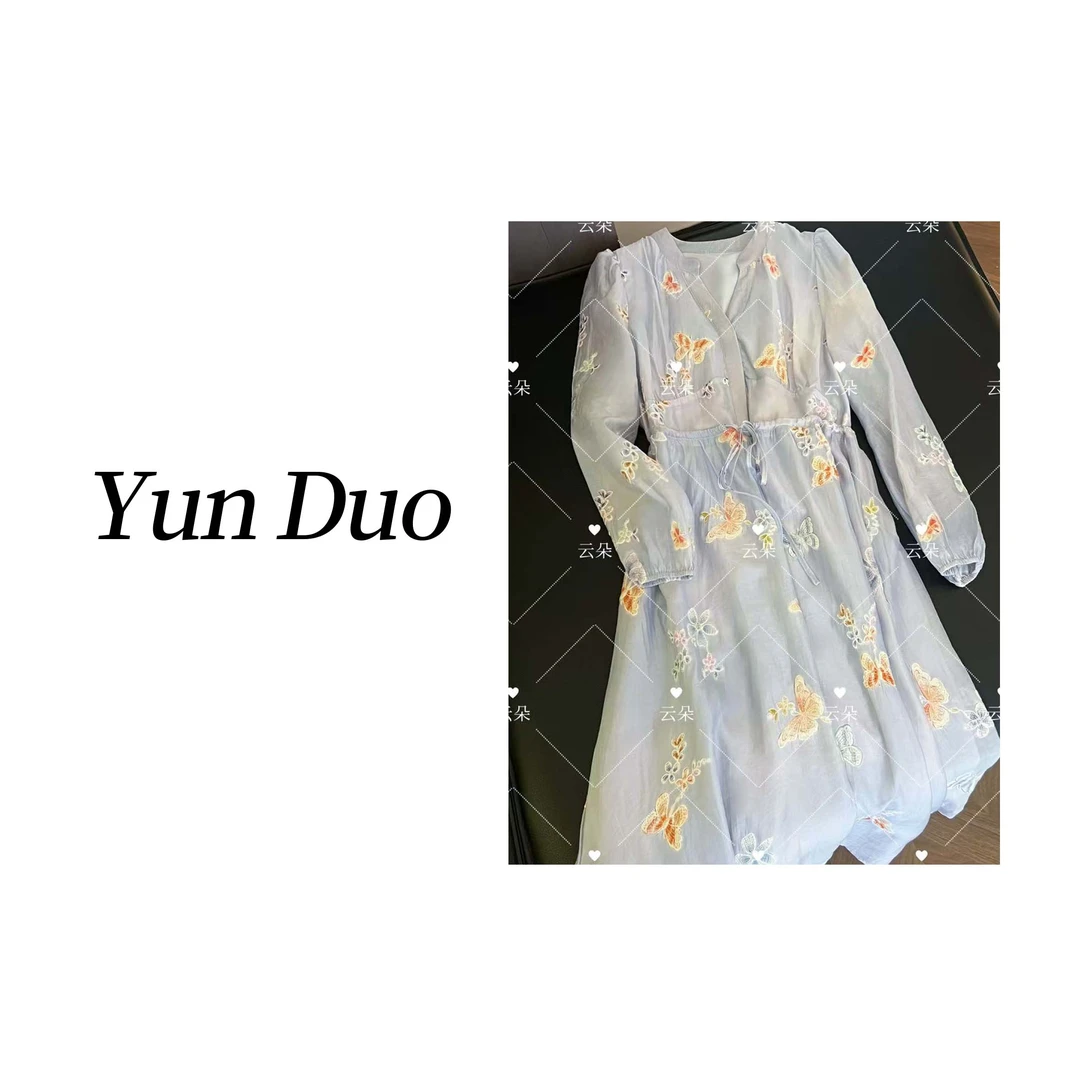 云朵定制【蝴蝶兰】设计款V领蝴蝶刺绣收腰连衣裙LB42