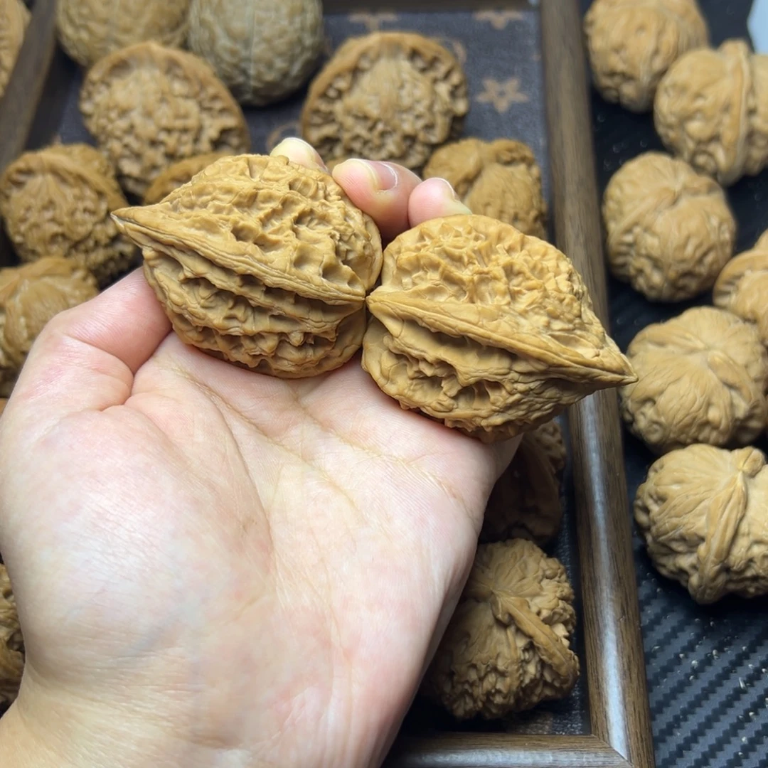 文玩核桃把件大沽石53+41+42