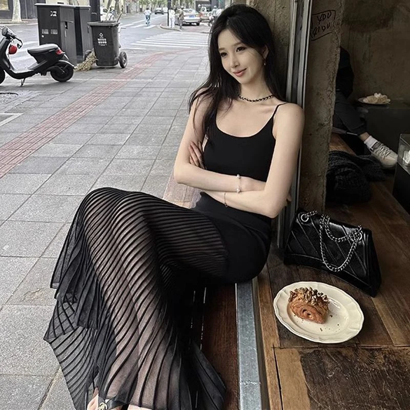 法式针织连衣裙女长款夏季气质拼接收腰纯欲风性感吊带长款鱼尾裙