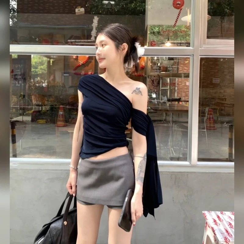 独特漂亮系带斜领露肩无袖T恤女夏季新款修身显瘦辣妹风短款上衣