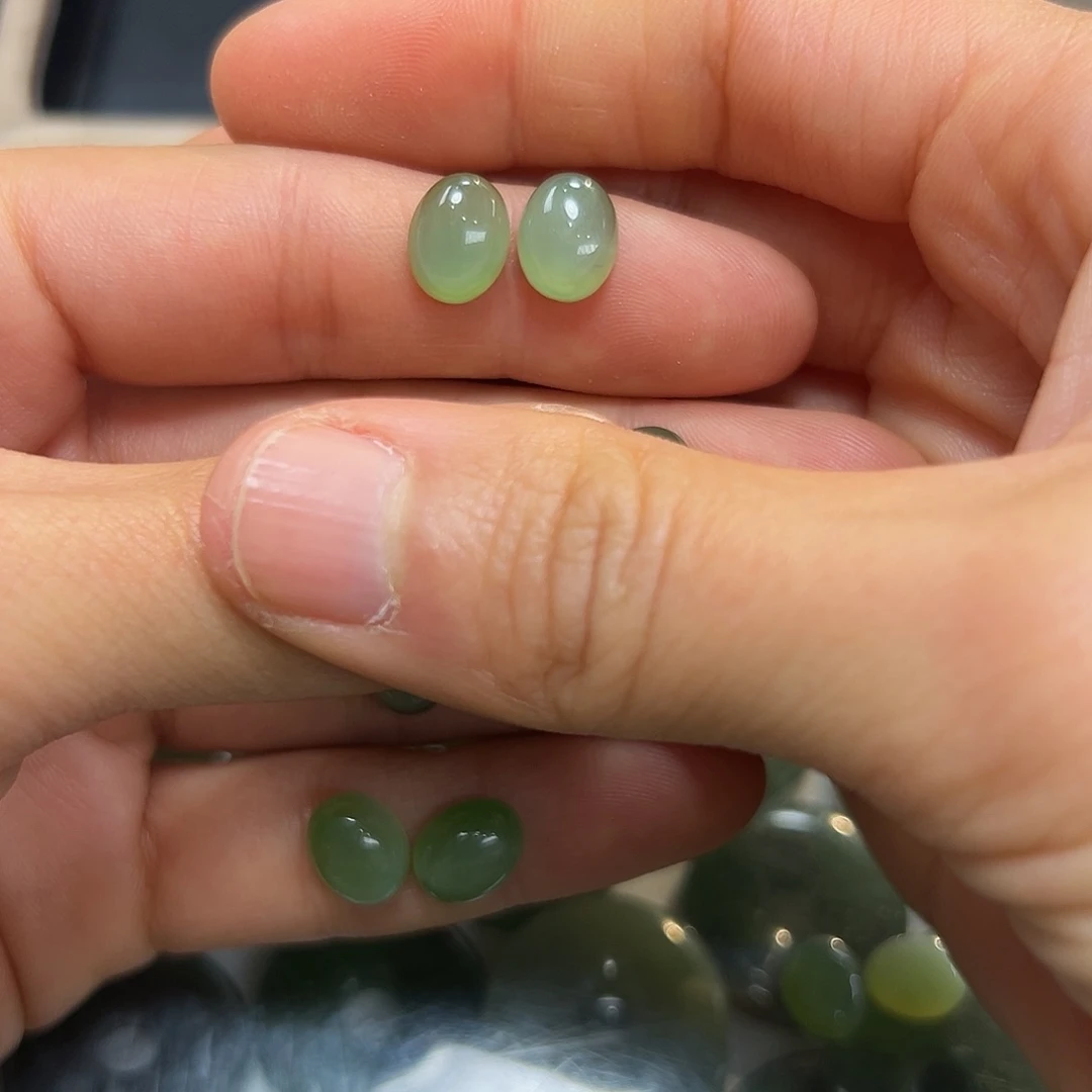 和田玉银S925镶嵌耳饰梨***?