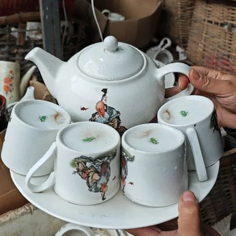 库存微瑕老寿星多孔茶壶一套容量1000