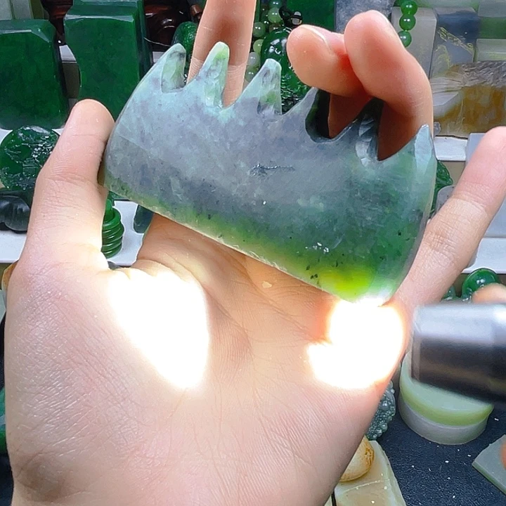 未镶嵌和田玉挂件