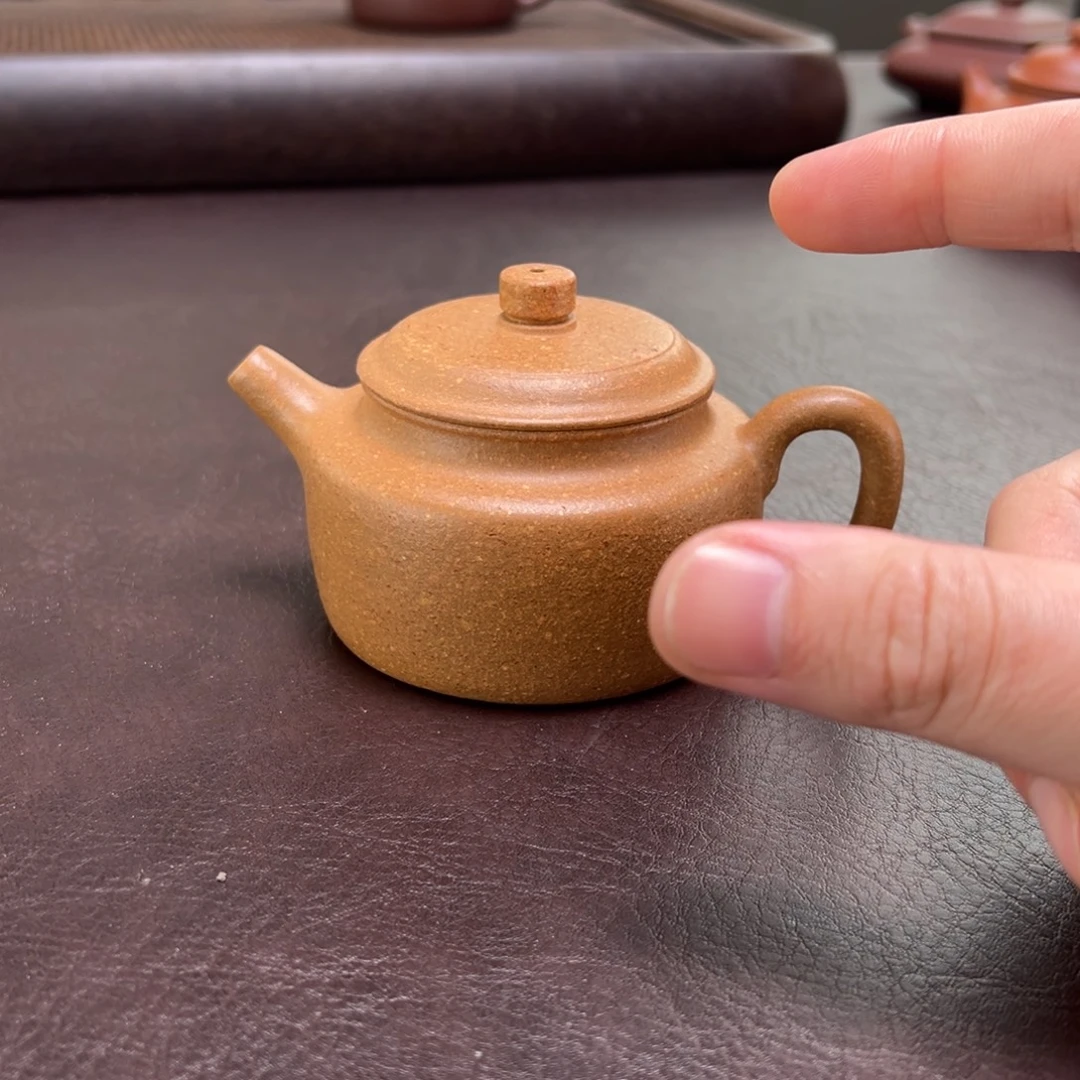 茶壶紫砂宜兴紫砂壶的微瑕